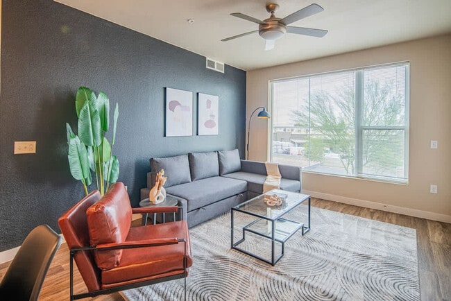 Building Photo - 2044 S Willow Creek Apartment Unit SI ID1263140P