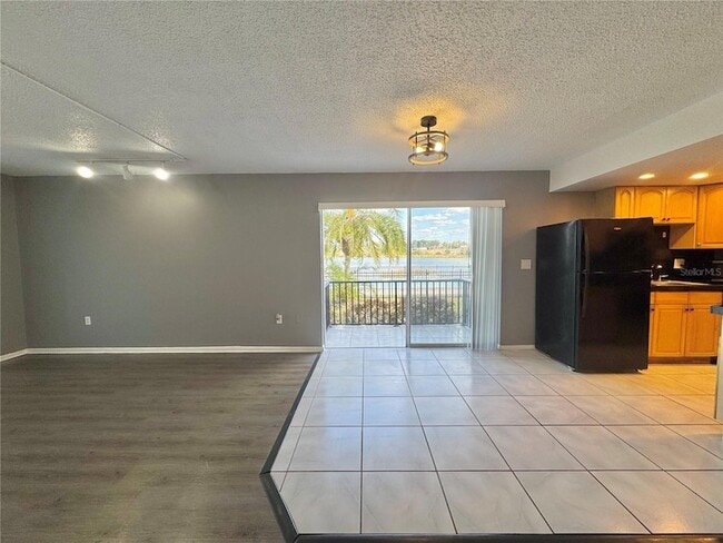 Photo - 1550 11th St NE Unit D4