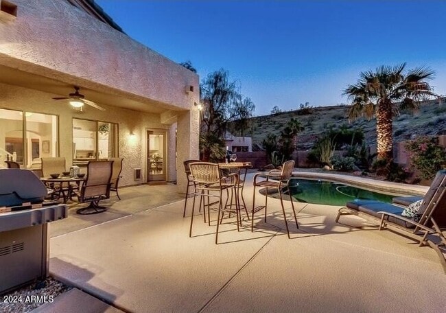 Building Photo - 16848 S 13th Pl