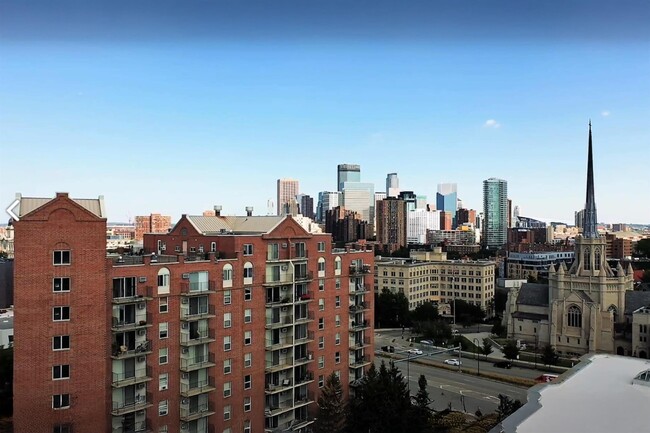 Photo - Kenwood Gables