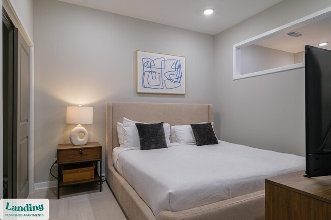 Photo - 600 19th St N Unit 608