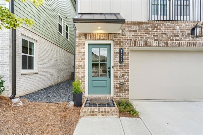 Photo - 102 Pinecone Pkwy