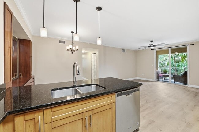 Photo - 6559 Emerald Dunes Dr Unit 308