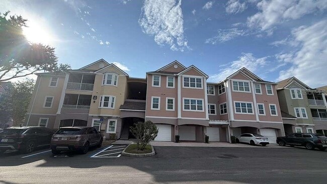 Building Photo - 6413 Astor Village Ave Unit 301