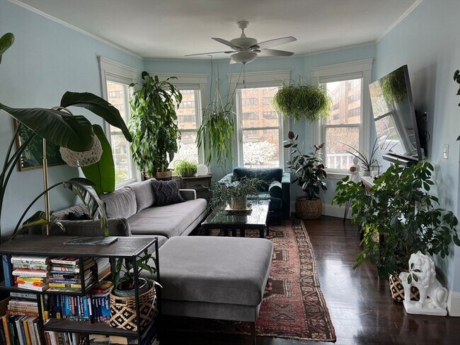 Photo - 2145 Dorchester Ave Unit 3