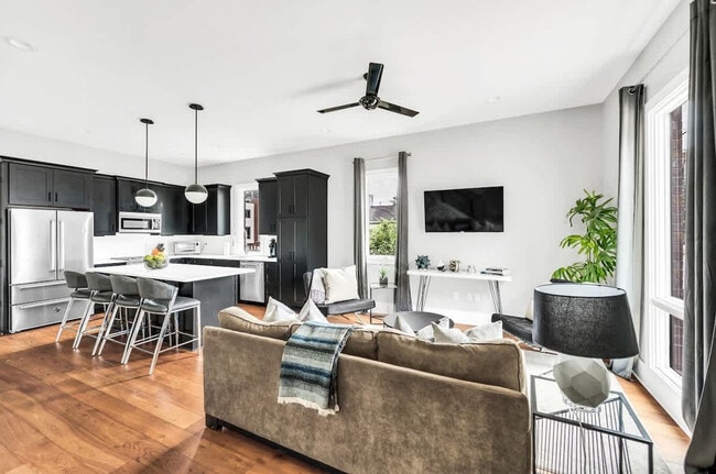 Photo - 1332 3rd Ave N Unit SI ID1470331P