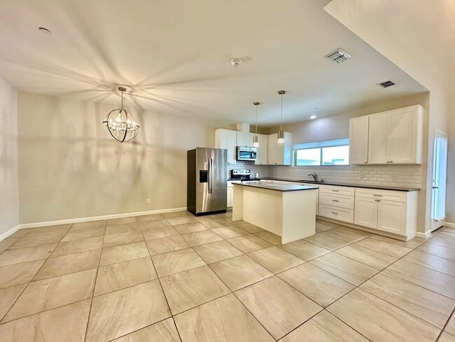 Photo - 10902 International Blvd Unit 113