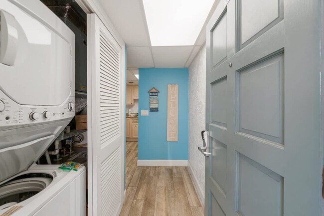 Photo - 8727 Thomas Dr Unit ID1354949P