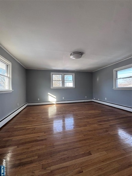 Photo - 1624 Teaneck Rd