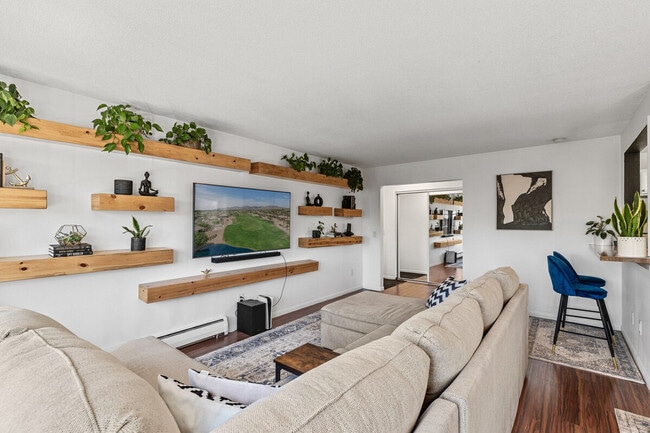 Photo - 3023 Lynn Ave Unit SI ID1272804P