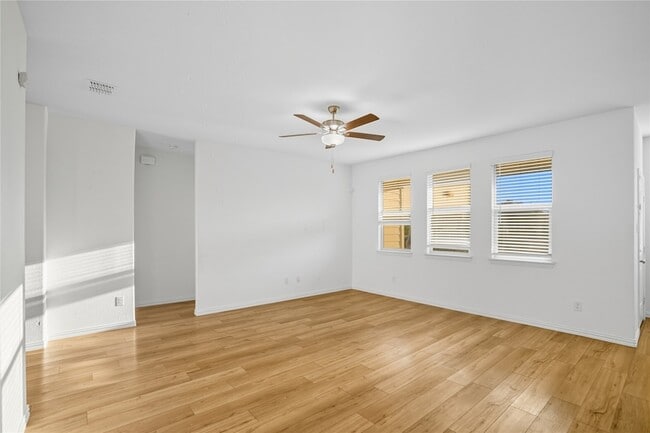 Photo - 14725 Mainstay Way