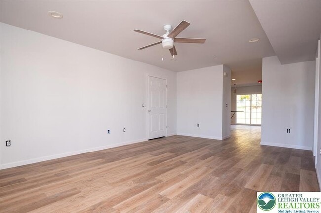 Photo - 5994 Coplay Rd Unit 4