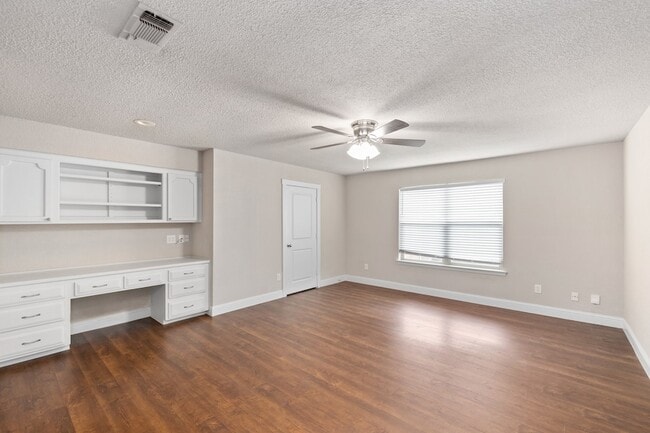 Photo - 6728 Fair Meadows Dr