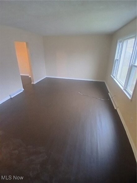 Photo - 25 Zents Ave