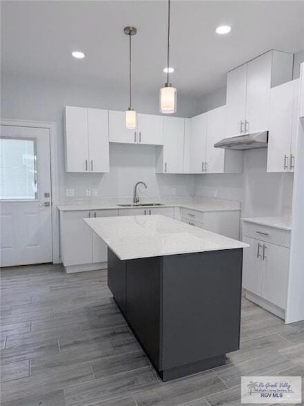 Photo - 1704 Clinton St