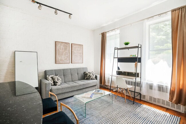 Photo - 240 E 26th St Unit FL2-ID1021846P