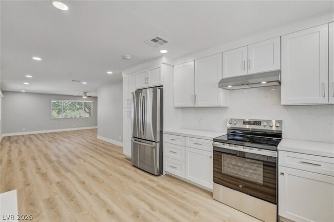 Photo - 1800 S 8th Pl