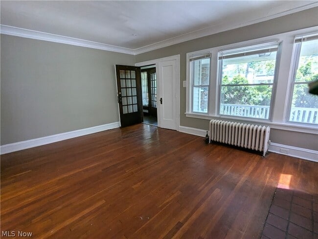 Photo - 2965 E Derbyshire Rd