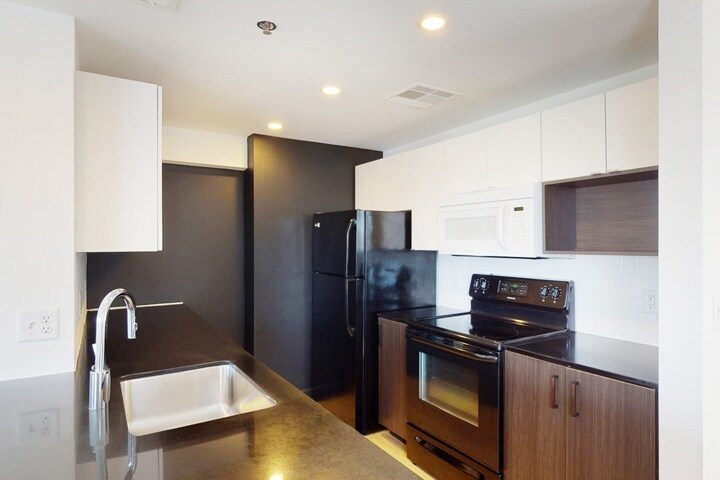 Floor Plan - amb1T10