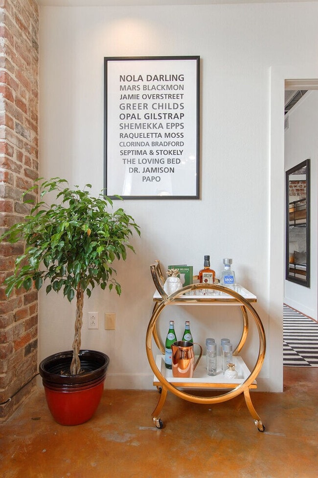 Photo - 527 St Joseph St Unit SI ID1265388P