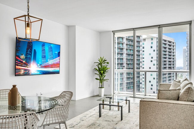 Building Photo - 485 Brickell Ave Unit SI FL34-ID1522103P