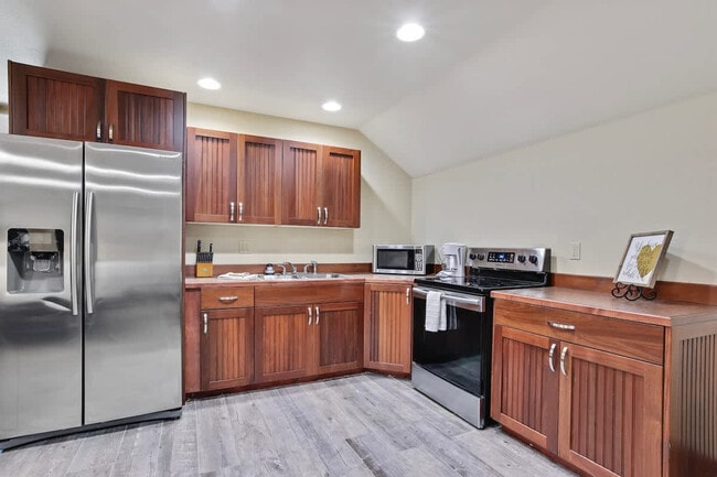 Photo - 712 Broken Rein Rd Unit ID1250629P