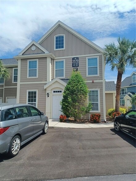 Photo - 5570 Rosehill Rd Unit 102