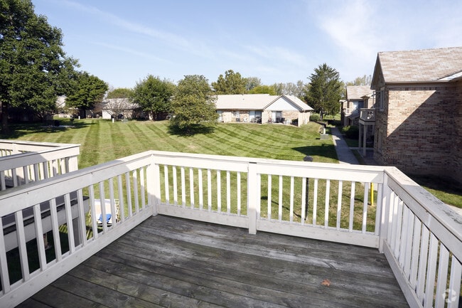 Balcony - Mission Hills