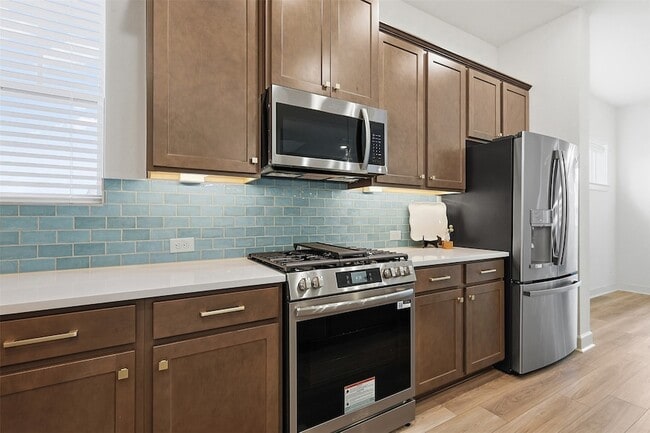 Photo - 5511 Orangery Ln