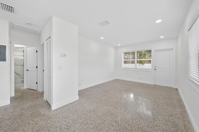Photo - 3808 Broadway Unit 3