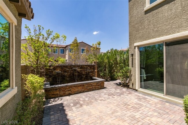 Photo - 1027 Whitworth Ave