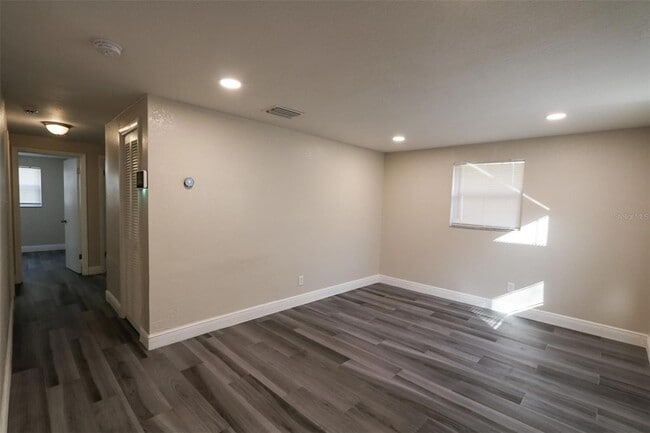 Photo - 2706 E 99th Ave