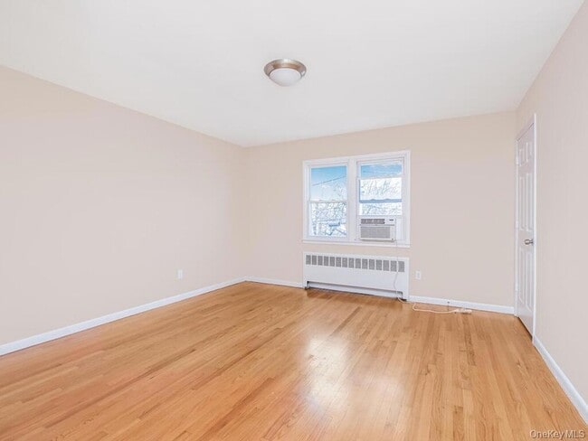 Photo - 226 Kingston Ave