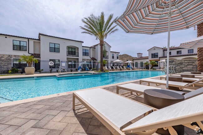 Building Photo - Stella Luxury Apartment Homes