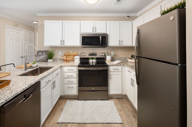 Photo - Riverland Woods