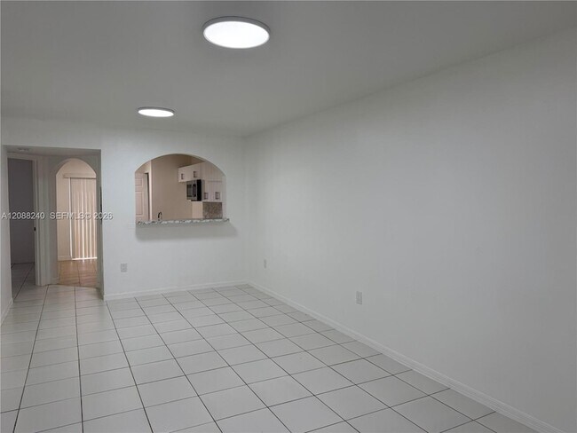 Photo - 2910 SE 13th Rd Unit 10444