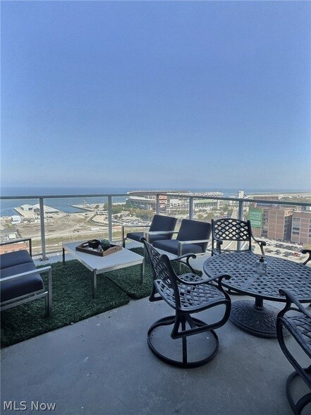 Photo - 701 W Lakeside Ave Unit 1301