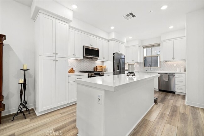 Photo - 192 Juniper Dr