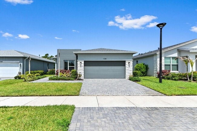 Photo - 11381 SW Lyra Dr.