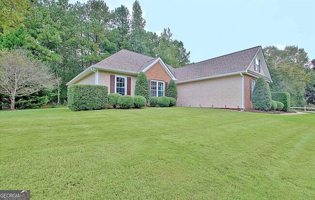 Photo - 21 Wellington Mnr Dr