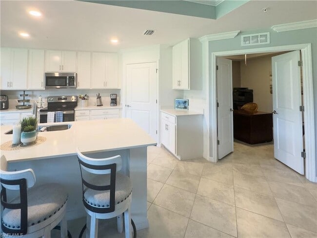 Photo - 6082 National Blvd