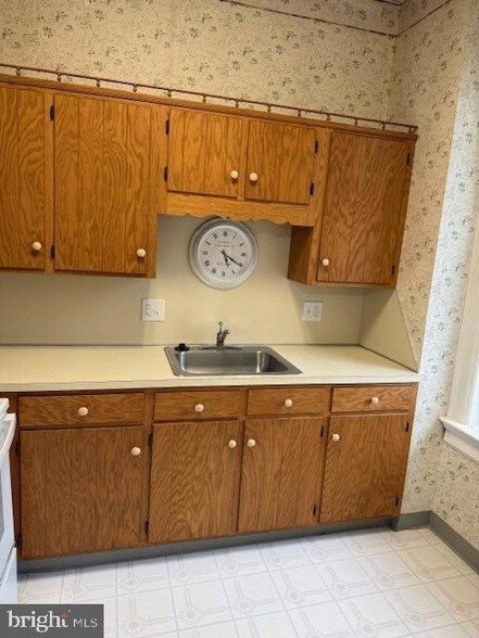 Photo - 104 W Main St Unit 33