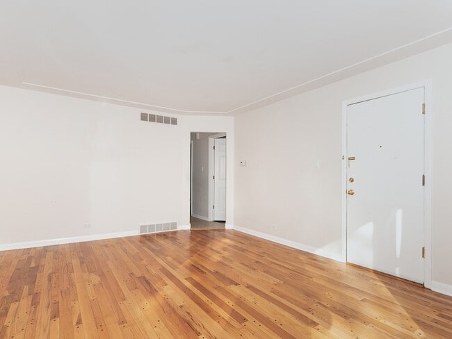 Photo - 10548 Mason Ave Unit 2