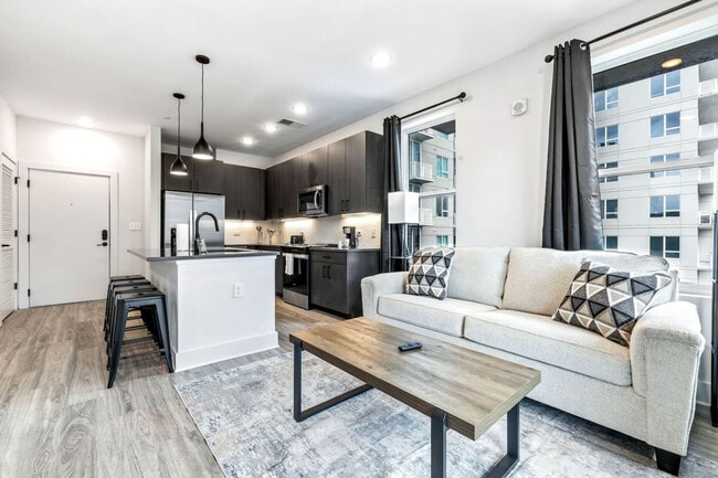 Building Photo - 617 N 12th St Unit ID1313931P