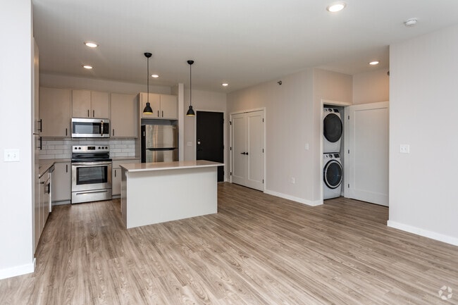 3BR, 2BA, Florence - 1,362SF - Kesler Apartments