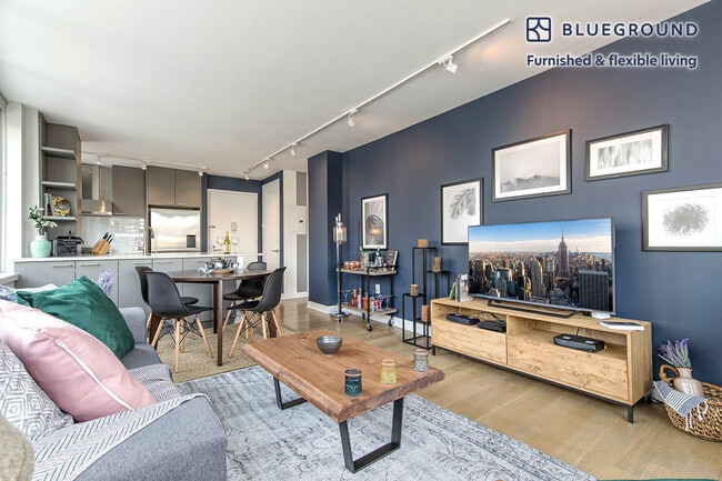 Photo - 200 E 11th St Unit FL7-ID10