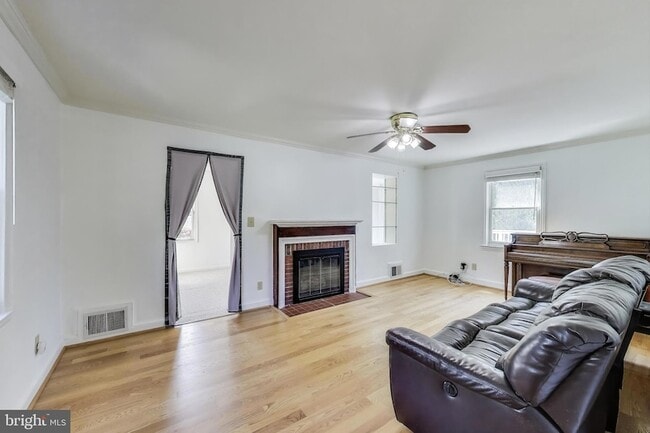 Photo - 4600 Jones Bridge Rd