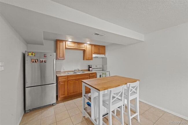 Photo - 2352 N Circle Dr