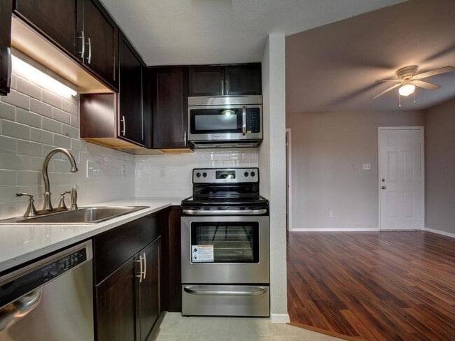 Photo - 2500 Burleson Rd Unit 609