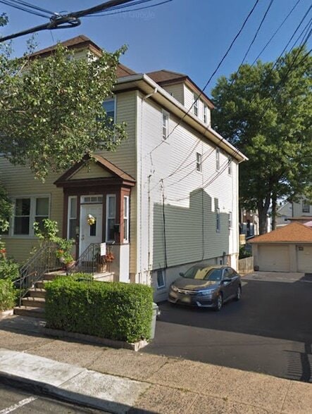 Building Photo - 228 73rd St